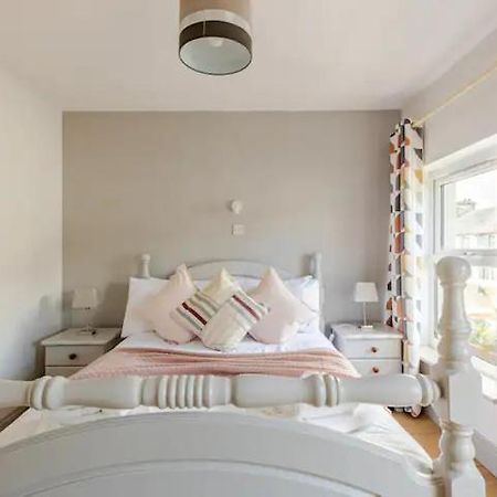Doorstep To The Burren Hotel กอร์ท ภายนอก รูปภาพ