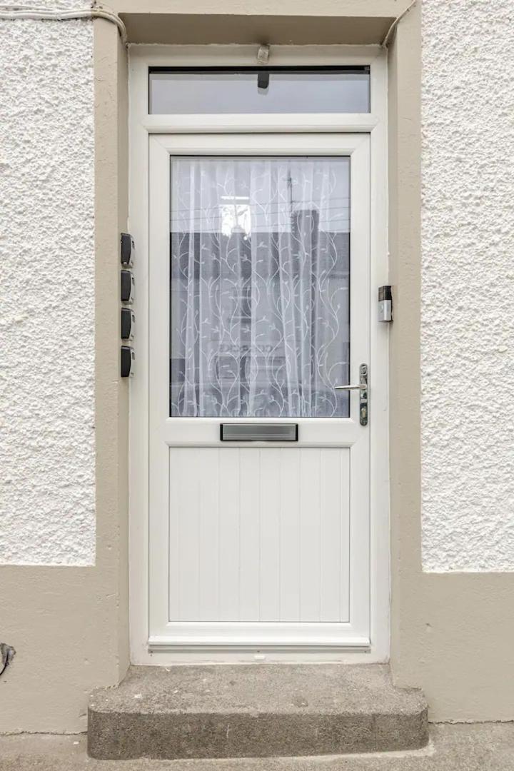 Doorstep To The Burren Hotel กอร์ท ภายนอก รูปภาพ